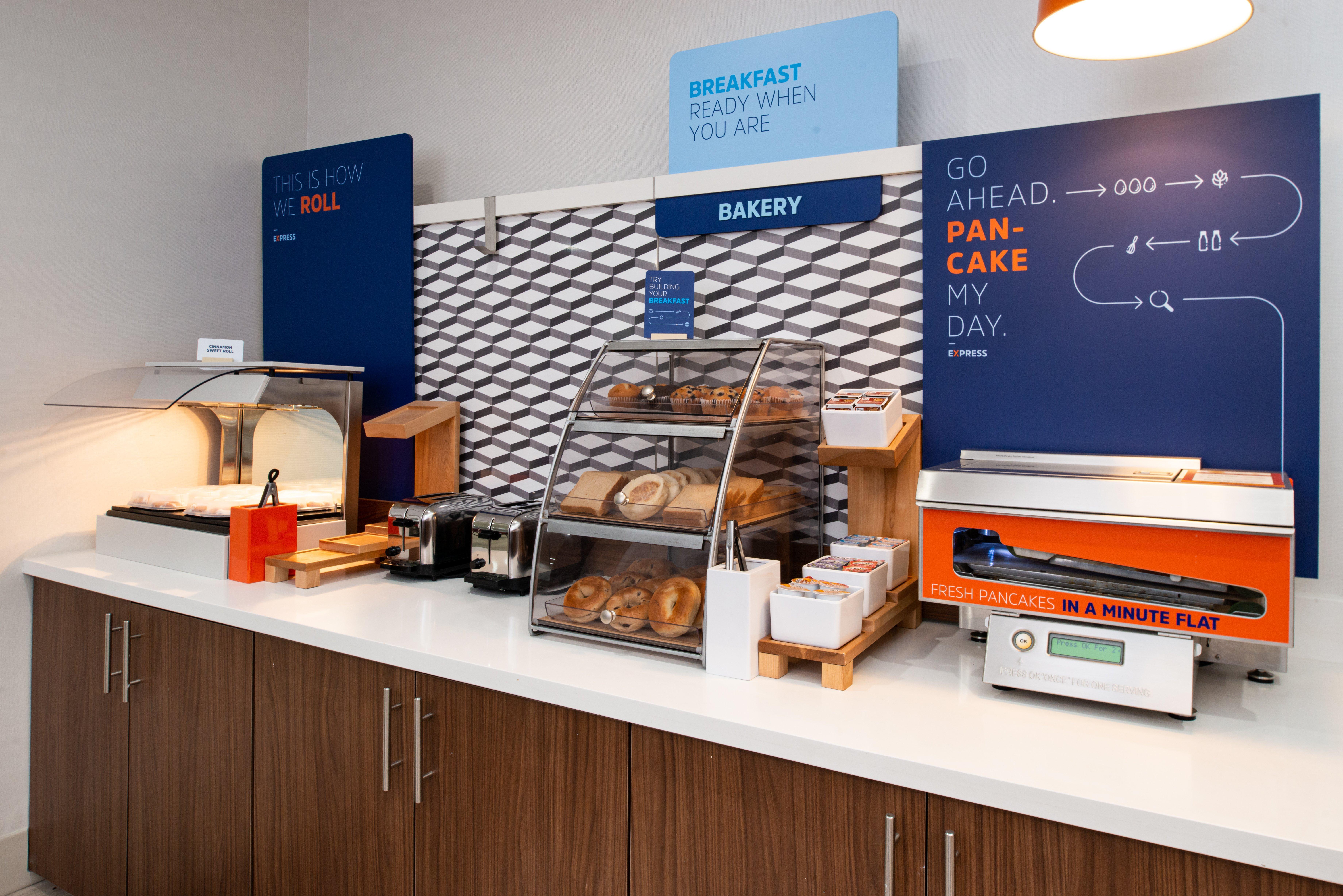 Holiday Inn Express Lodi By Ihg Экстерьер фото