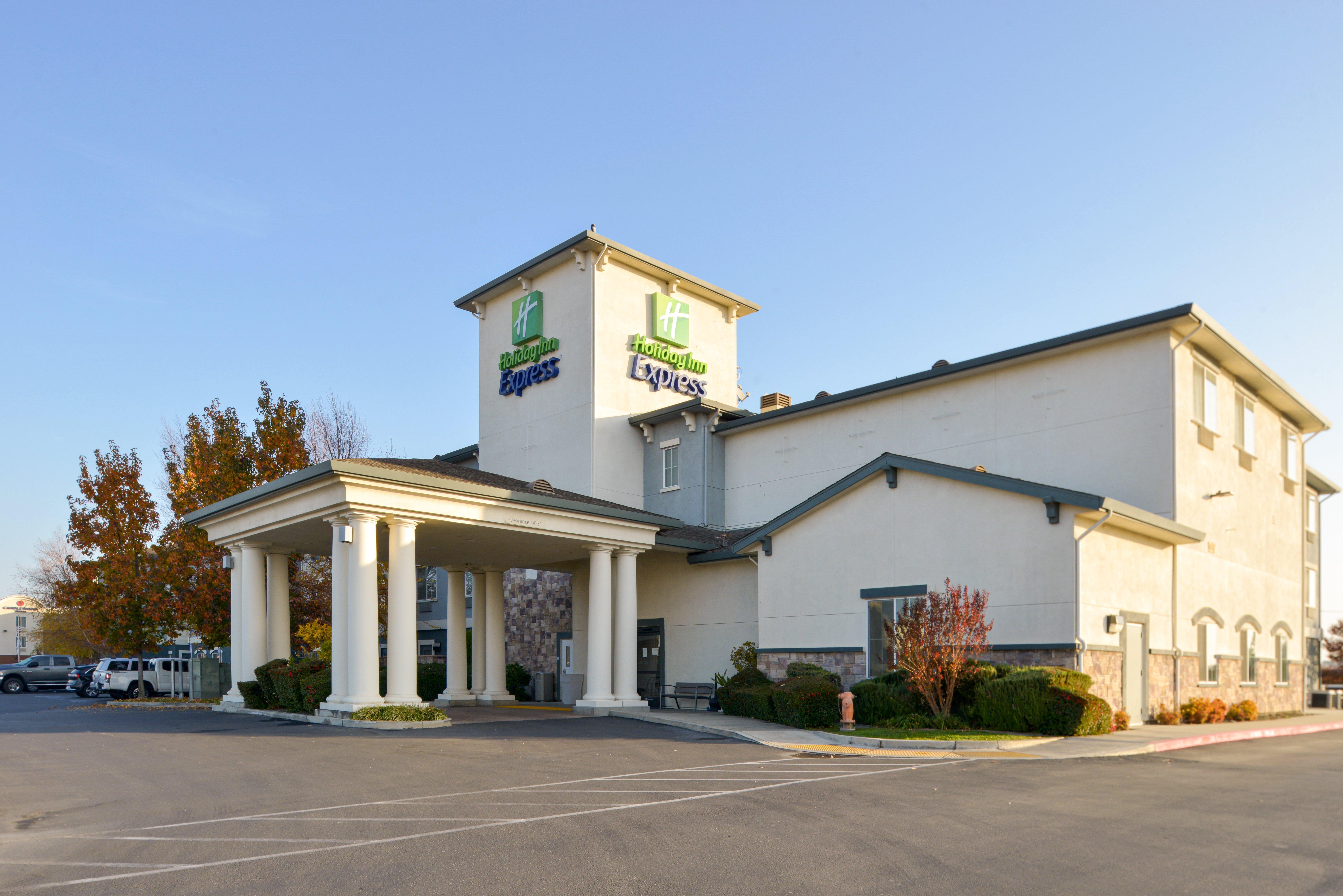 Holiday Inn Express Lodi By Ihg Экстерьер фото