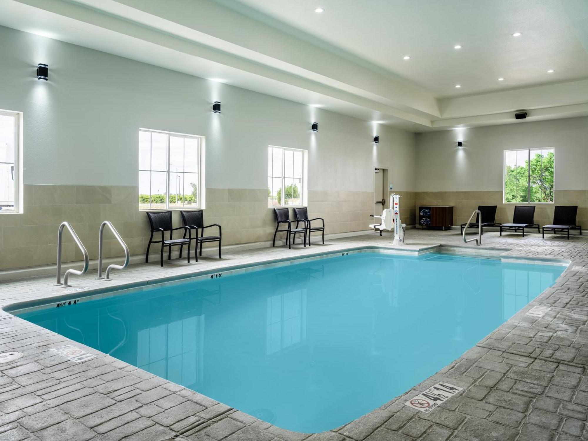 Holiday Inn Express Lodi By Ihg Экстерьер фото