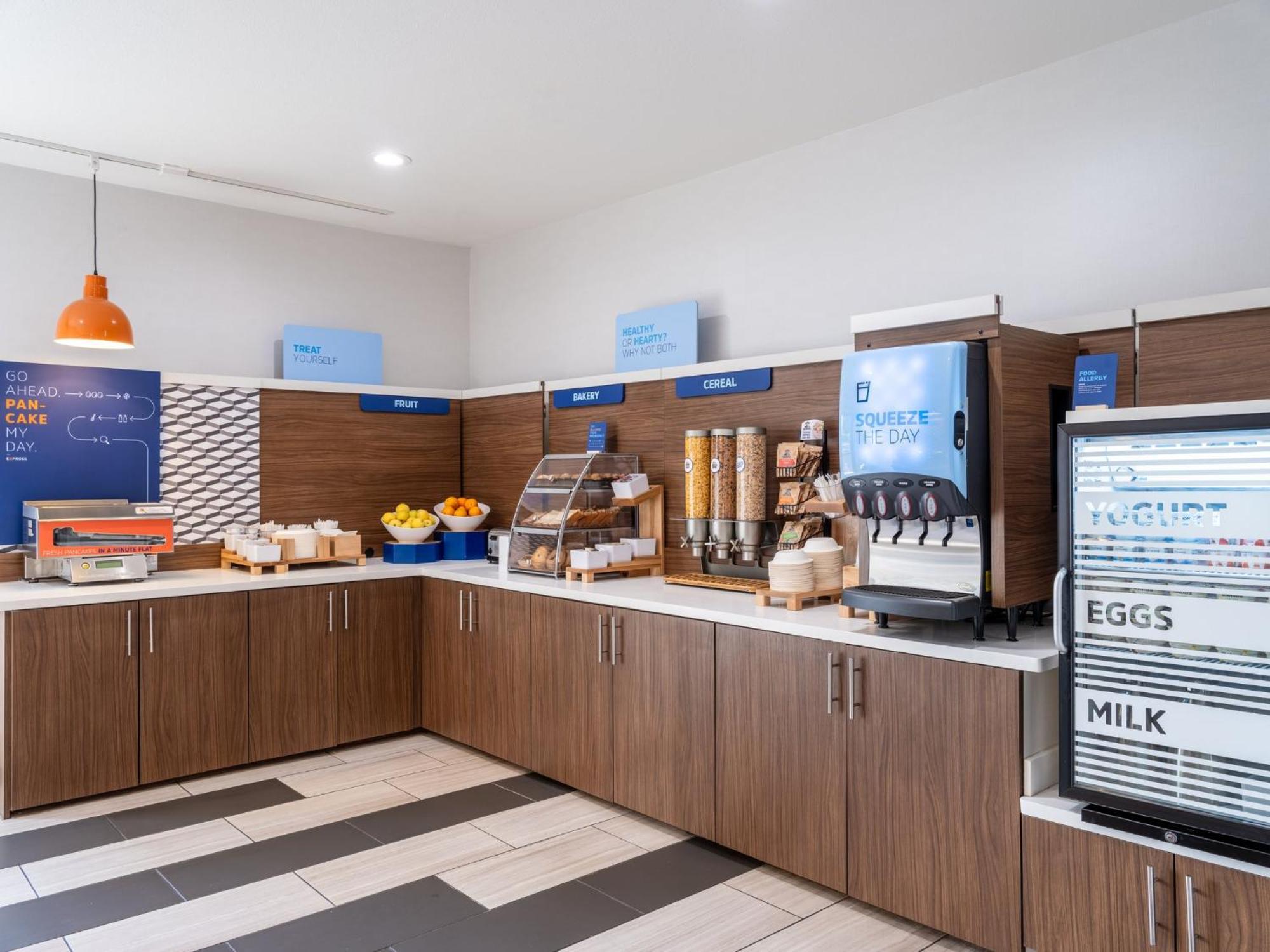 Holiday Inn Express Lodi By Ihg Экстерьер фото