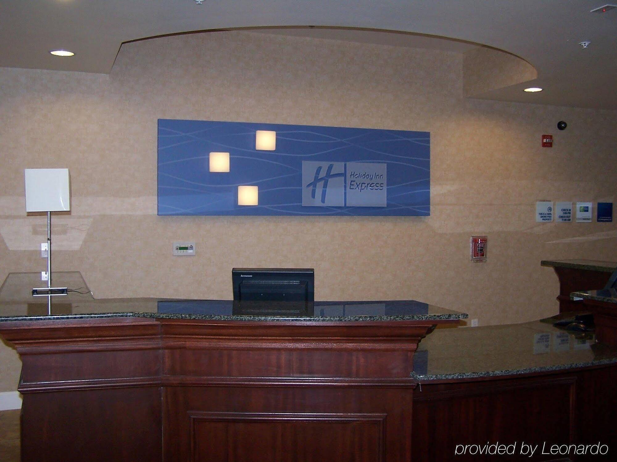 Holiday Inn Express Lodi By Ihg Экстерьер фото